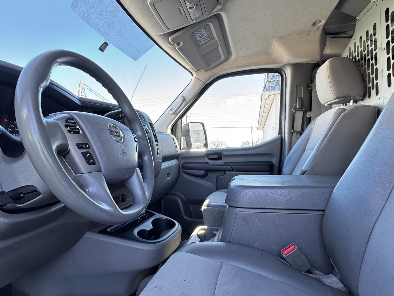 Used 2018 Nissan NV 2500 SV image 11
