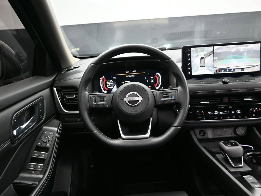 Used 2024 Nissan Rogue SL w/ SL Premium Package image 30