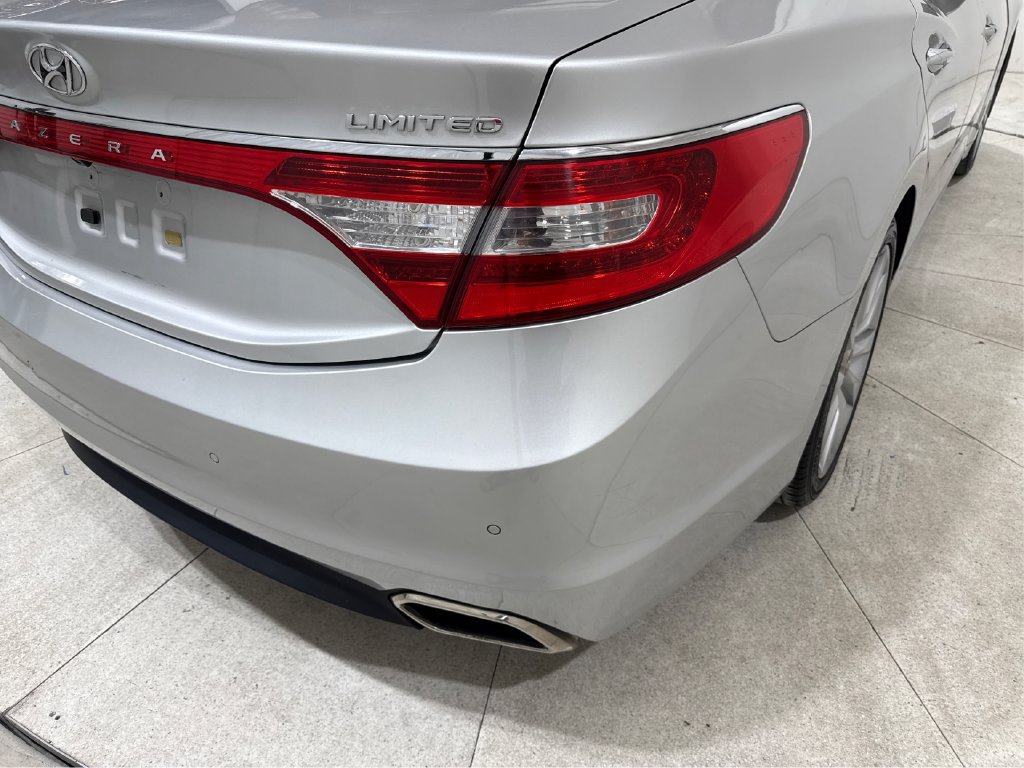 Used 2017 Hyundai Azera Limited FWD image 22