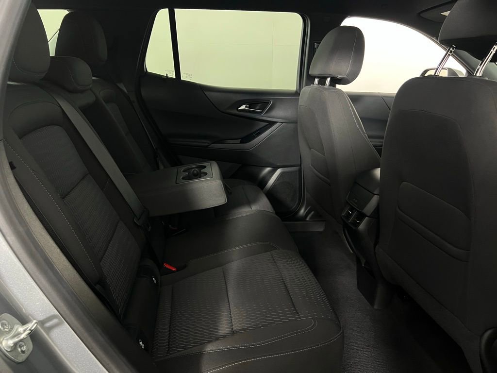 Used 2025 Chevrolet Equinox LT image 29