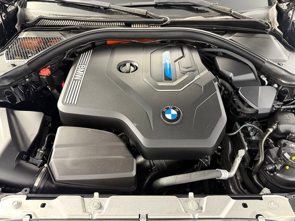 Used 2022 BMW 330e w/ Driving Assistance Package RWD image 22