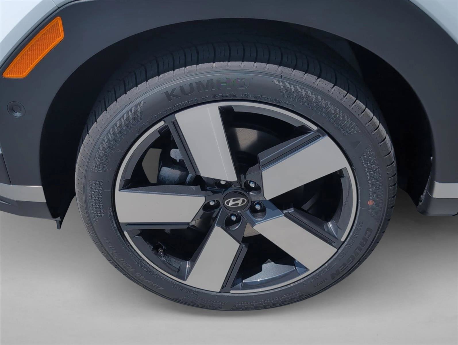 New 2026 Hyundai Santa Fe Limited FWD image 10