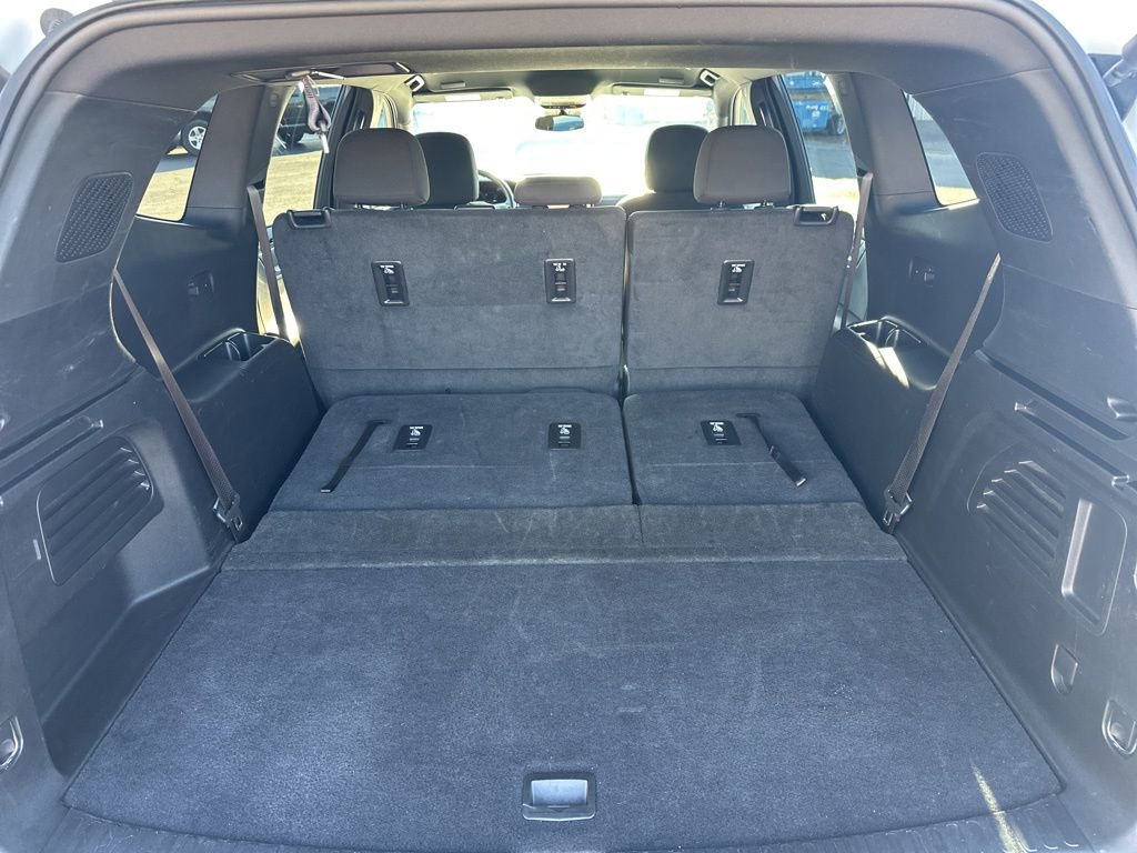 Used 2025 GMC Acadia Elevation image 14