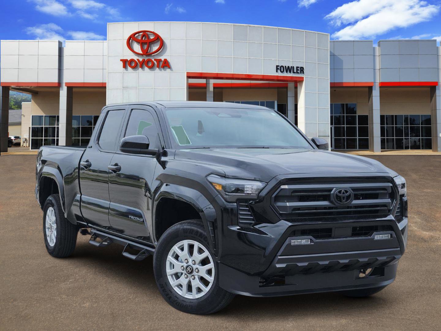 New 2025 Toyota Tacoma SR5