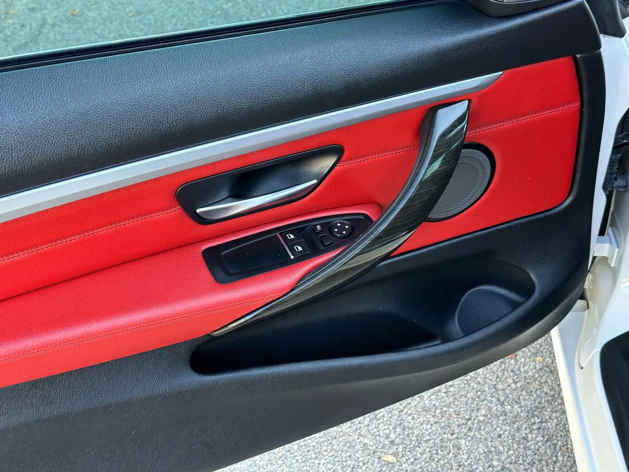 Used 2020 BMW 440i xDrive Coupe w/ M Sport Package image 12