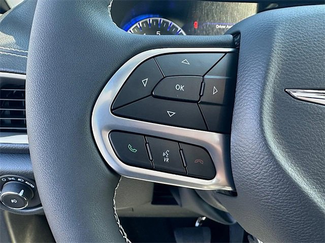 New 2026 Chrysler Pacifica Select image 20