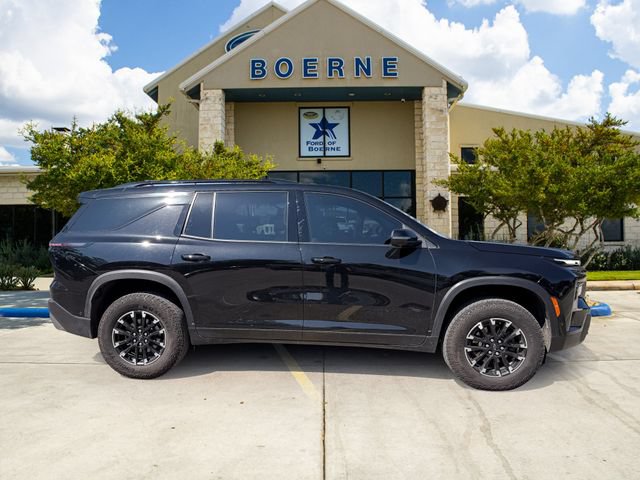 Used 2024 Chevrolet Traverse Z71 w/ Enhanced Driving Package AWD/4WD image 6