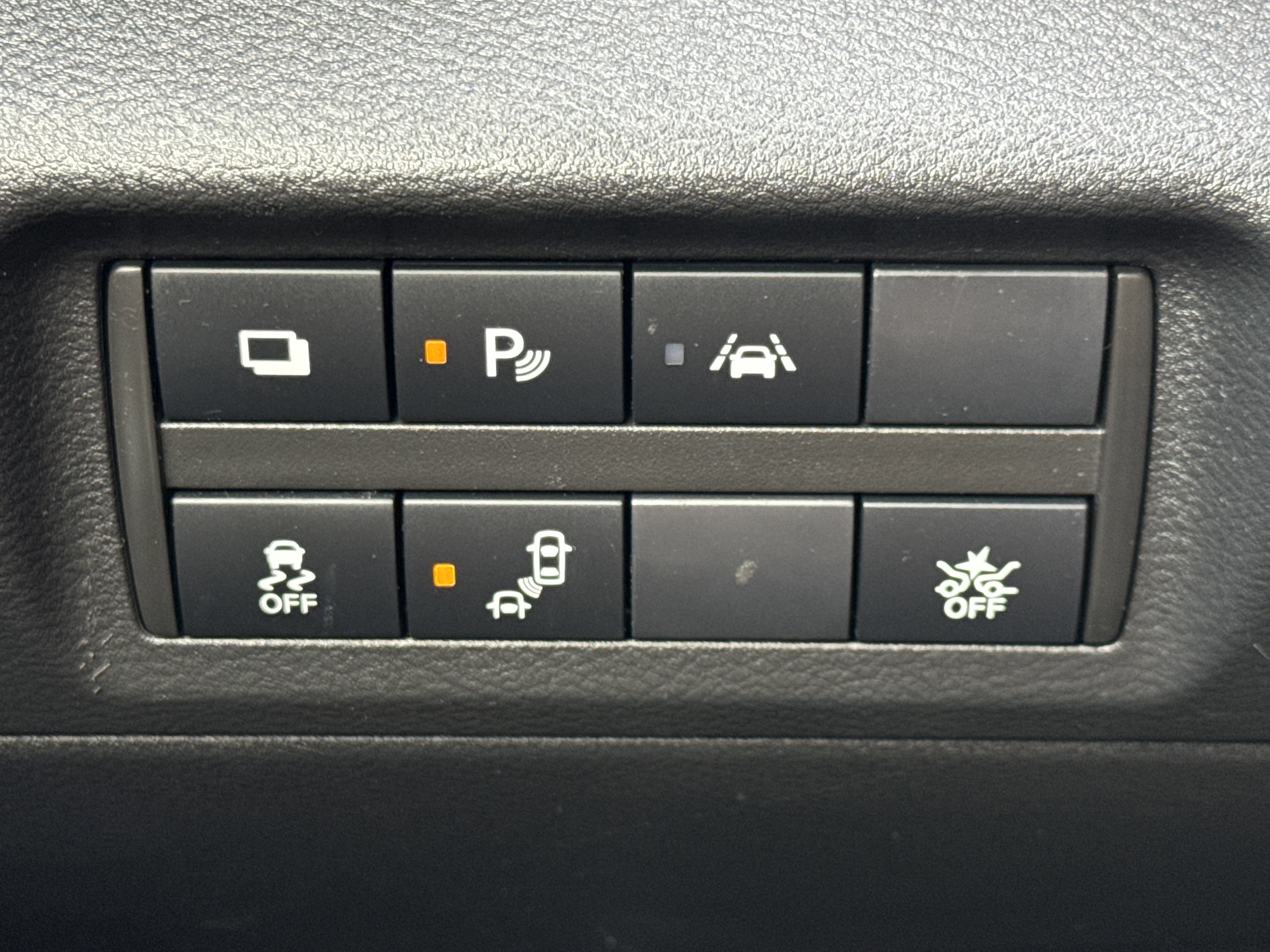Used 2021 Nissan Kicks S FWD image 23