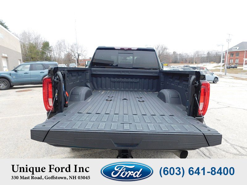 Used 2020 GMC Sierra 3500 Denali AWD/4WD image 10