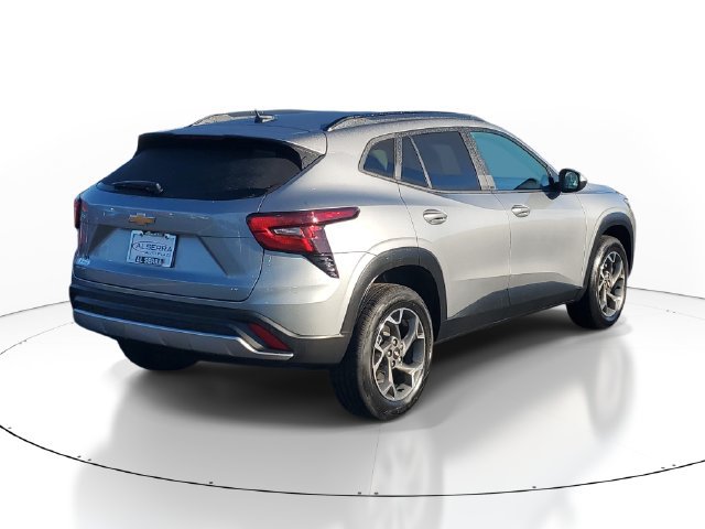 Certified 2024 Chevrolet Trax LT w/ Driver Confidence Package FWD image 4