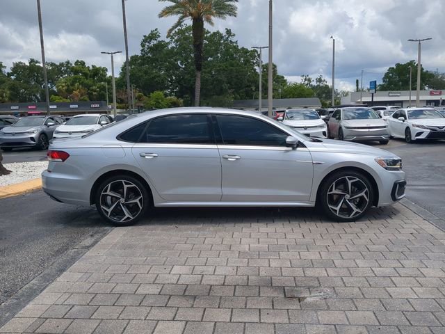 Certified 2020 Volkswagen Passat 2.0T R-Line FWD image 3