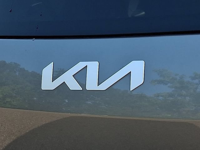 Used 2024 Kia EV9 GT-Line AWD/4WD image 35