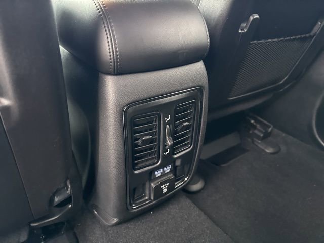 Used 2021 Jeep Grand Cherokee Limited image 18