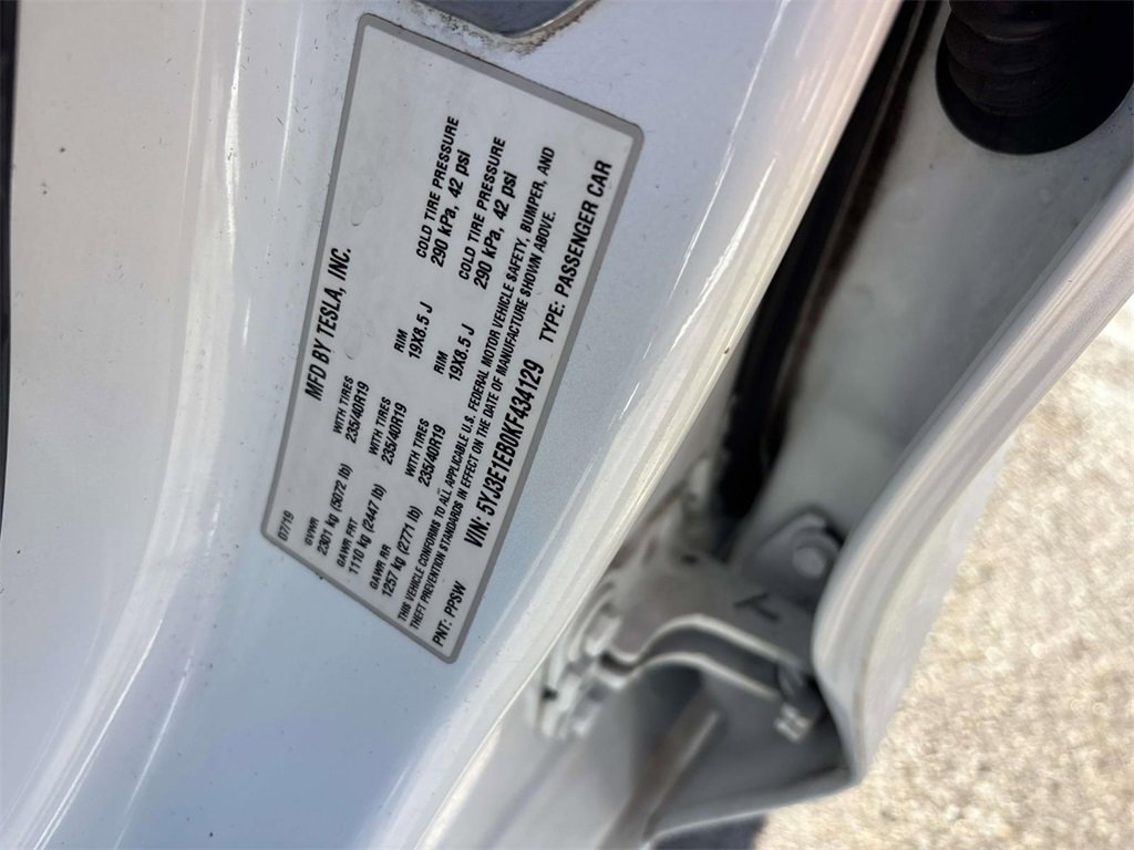 Used 2019 Tesla Model 3 Performance image 28