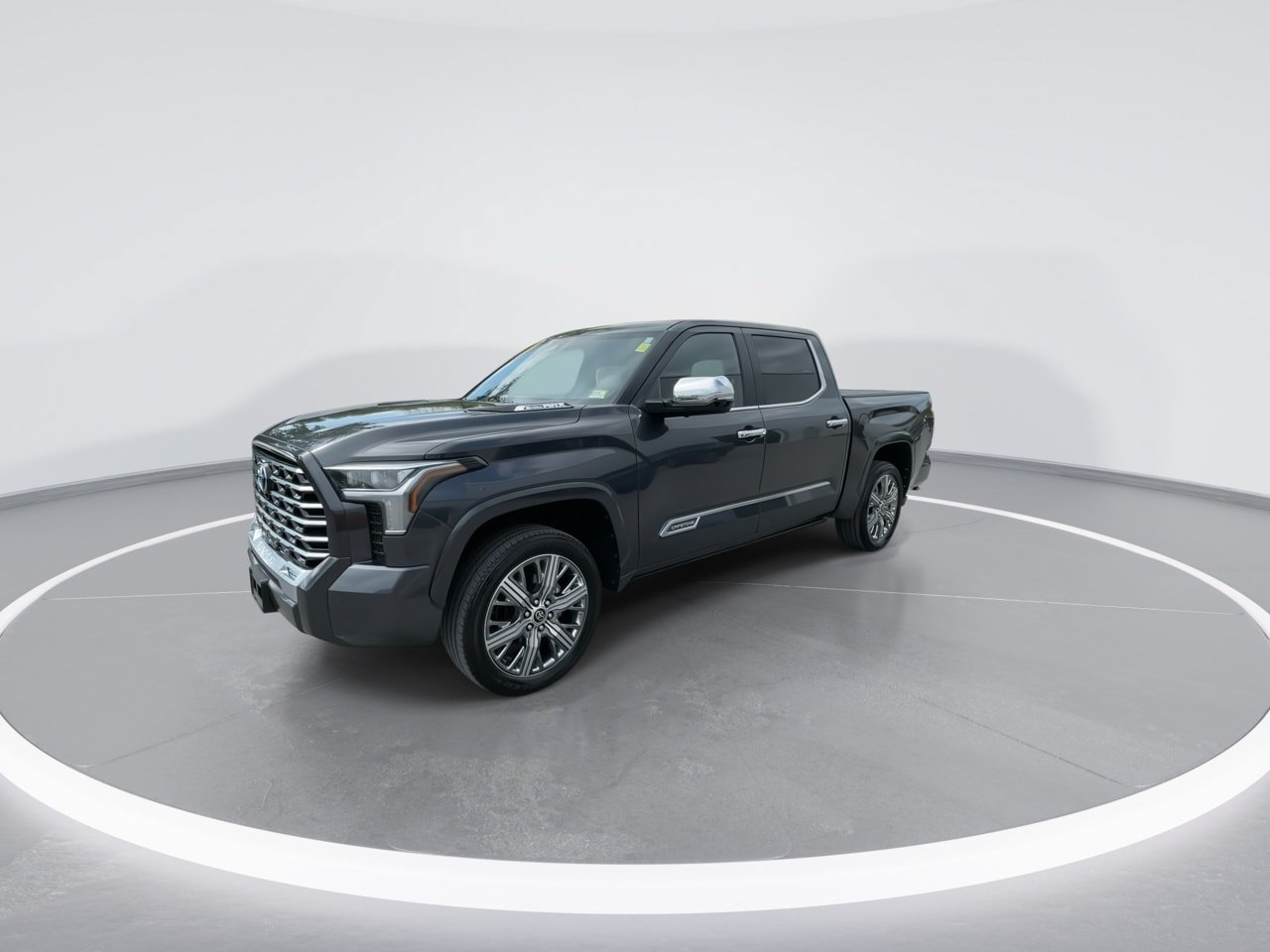 Used 2024 Toyota Tundra Capstone AWD/4WD image 8