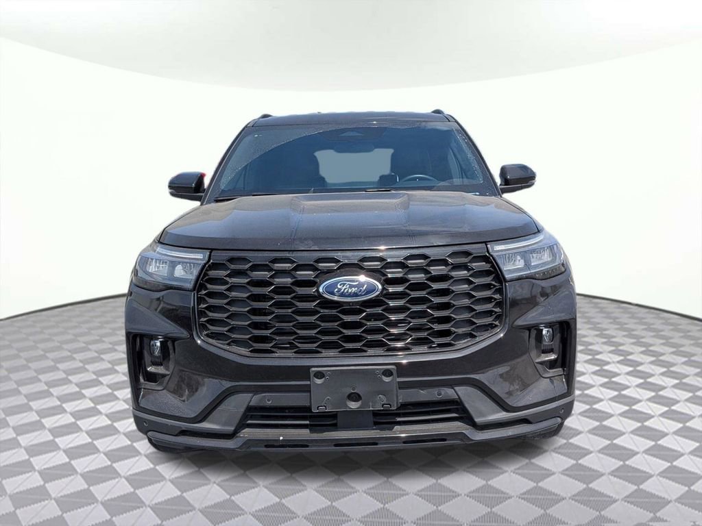 Used 2025 Ford Explorer ST-Line AWD/4WD image 8