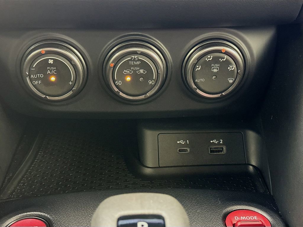 Used 2024 Nissan Z NISMO w/ Floor Mat Package RWD image 20