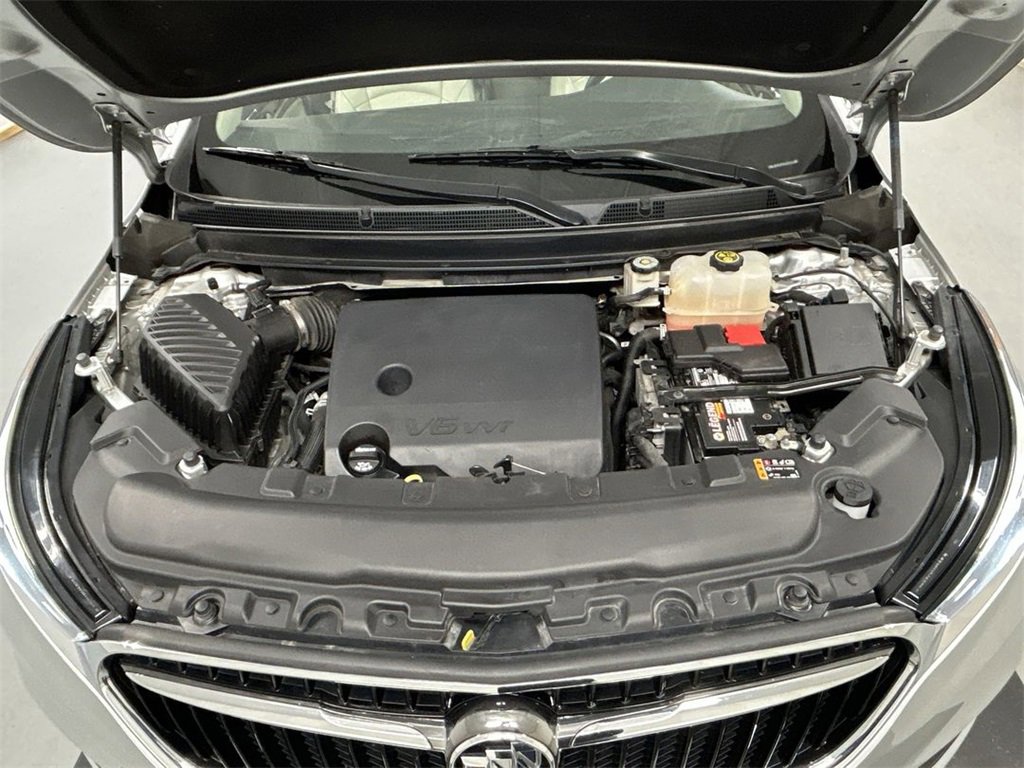 Used 2020 Buick Enclave Essence image 27