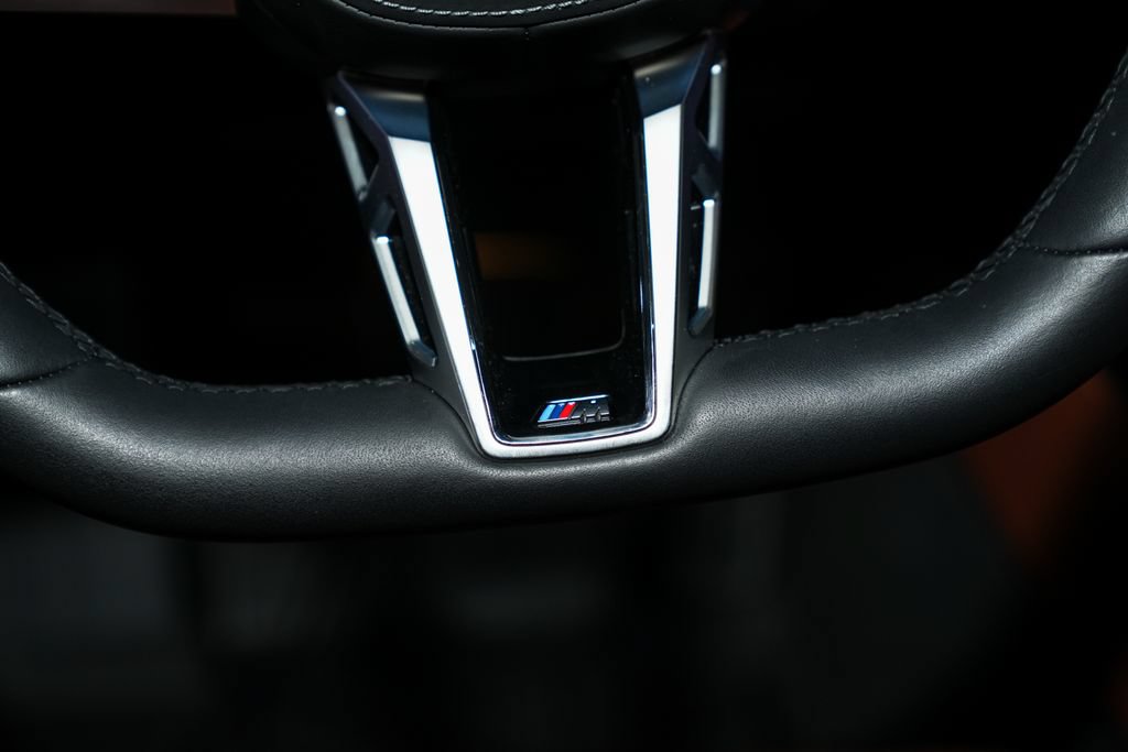 Used 2025 BMW i7 xDrive60 AWD/4WD image 37