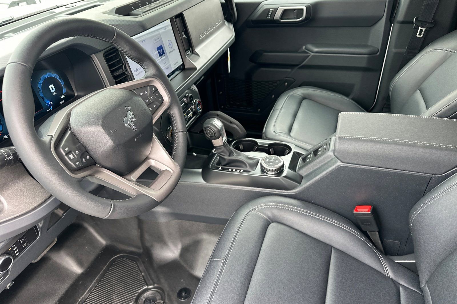 New 2026 Ford Bronco Big Bend AWD/4WD image 9