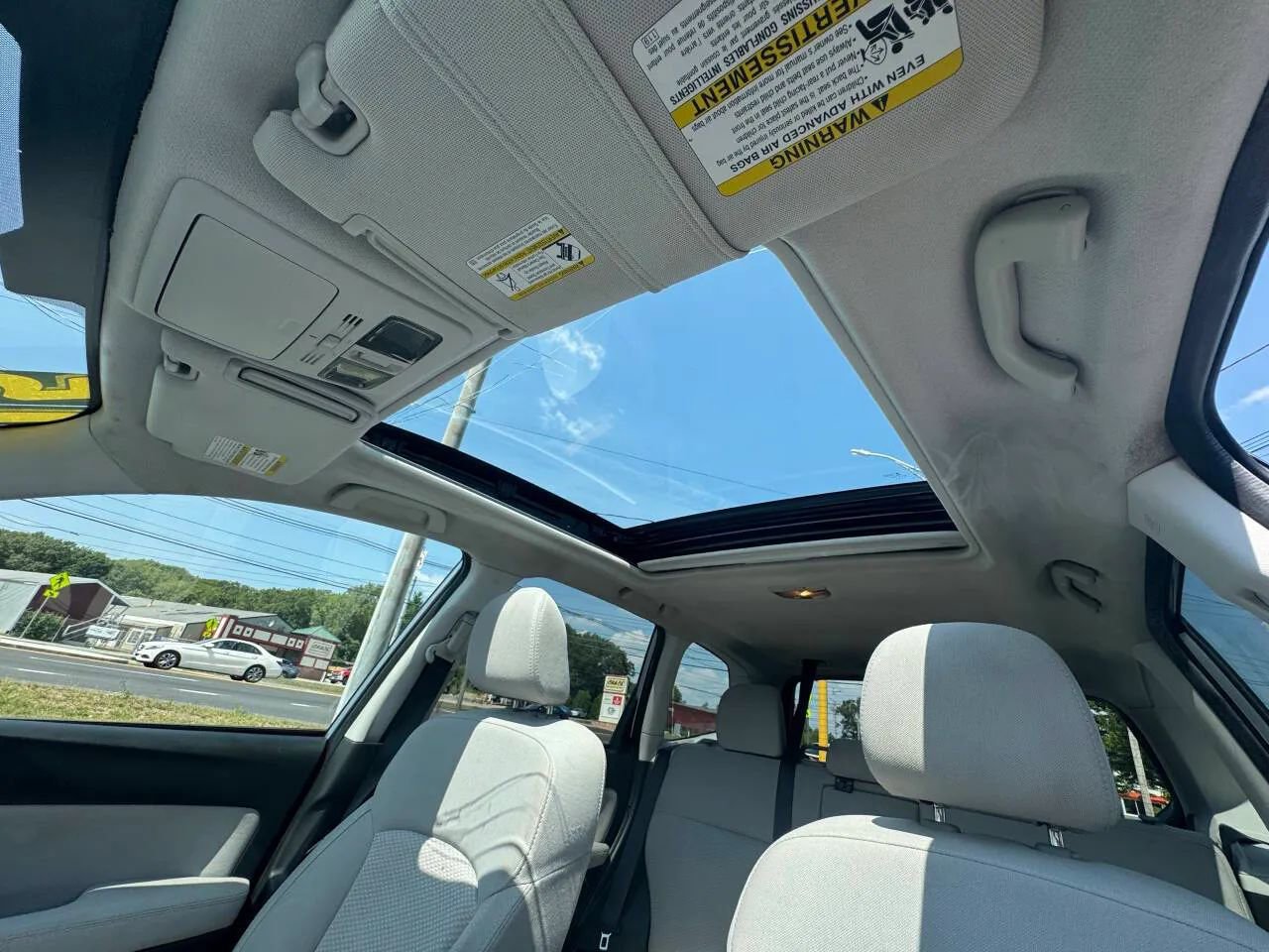 Used 2015 Subaru Forester 2.5i Premium w/ All-Weather Package image 14