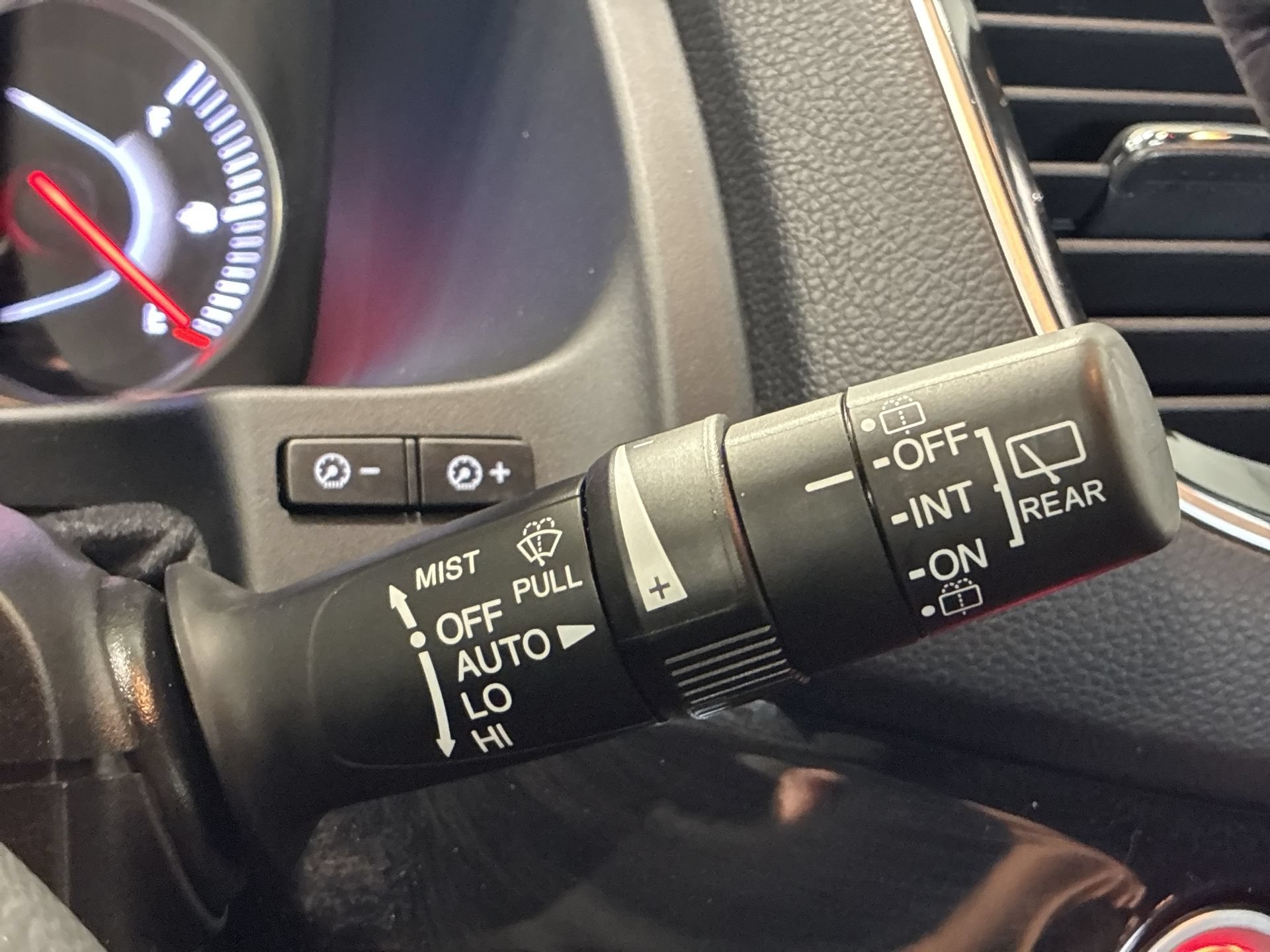 Certified 2024 Honda Passport Black Edition image 28