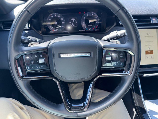 Used 2025 Land Rover Range Rover Velar S AWD/4WD image 18