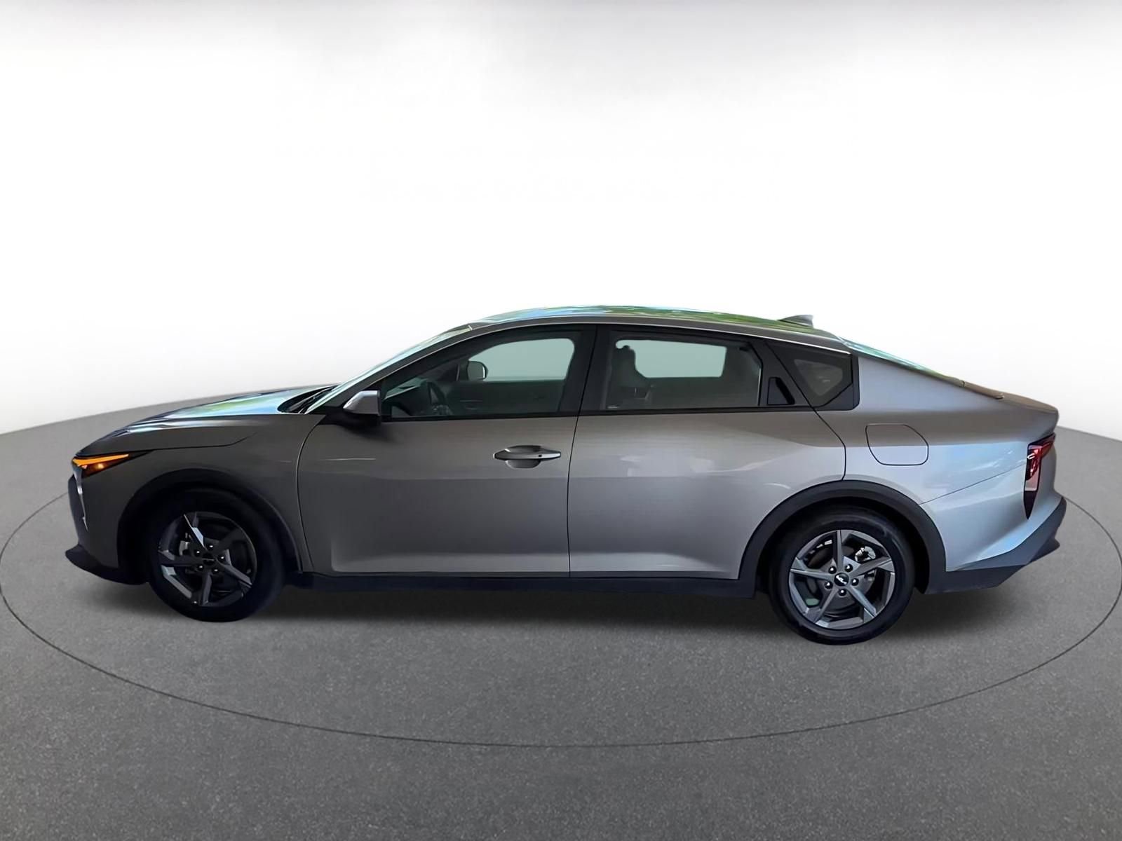 Used 2025 Kia K4 FWD image 7