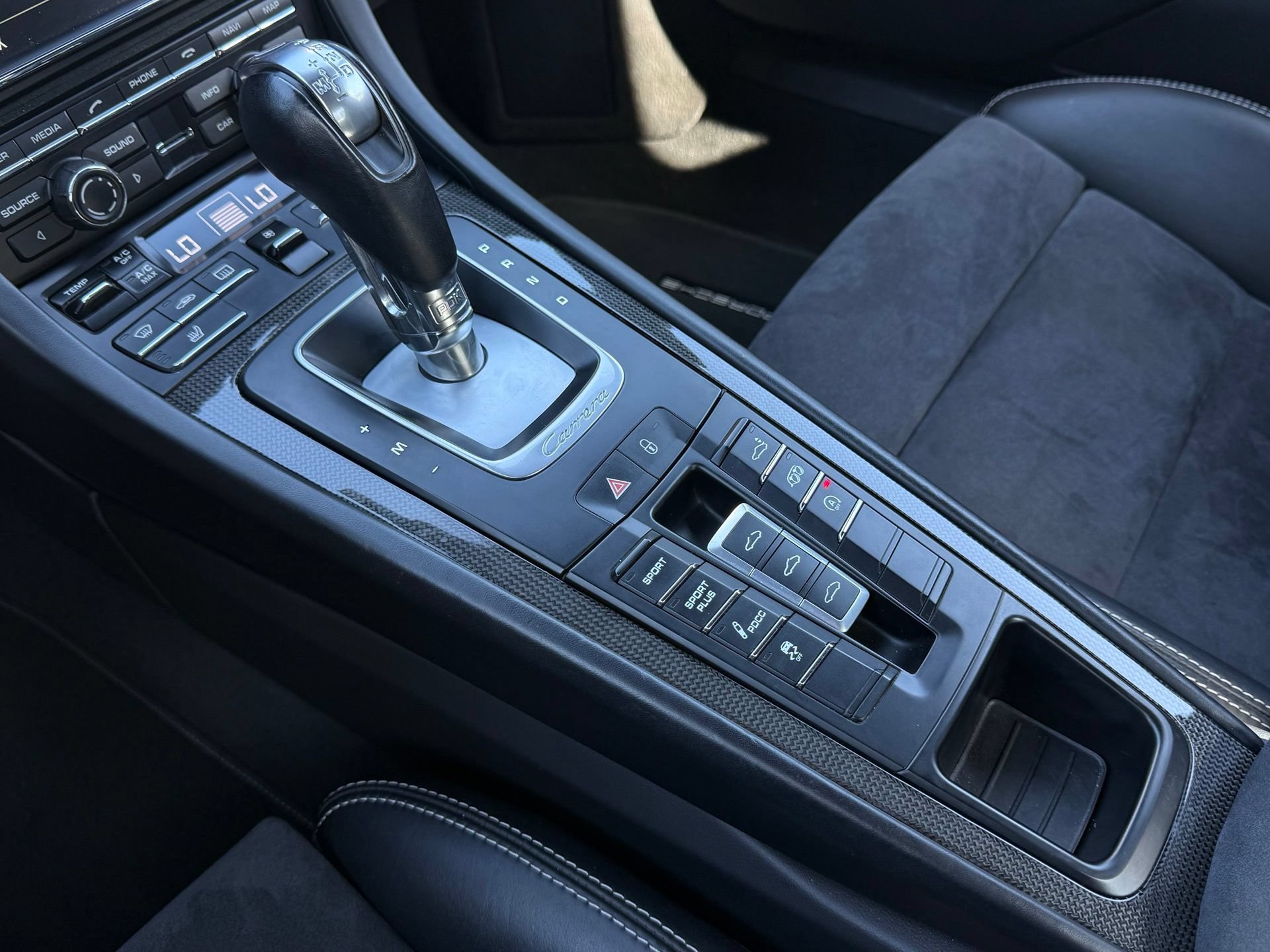 Certified 2016 Porsche 911 Carrera GTS RWD image 24