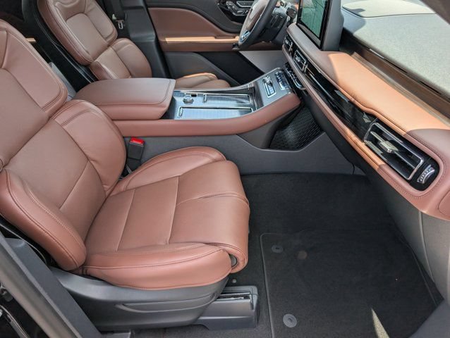 New 2026 Lincoln Aviator Reserve AWD/4WD image 29