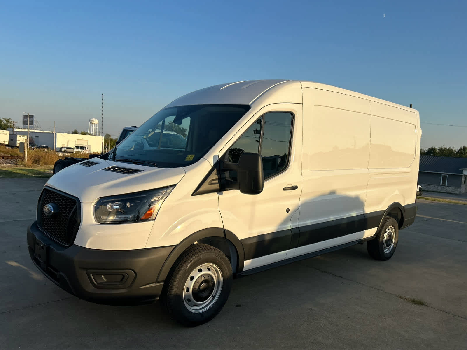 New 2025 Ford Transit 250 148 Medium Roof w/ Load Area Protection Package image 4