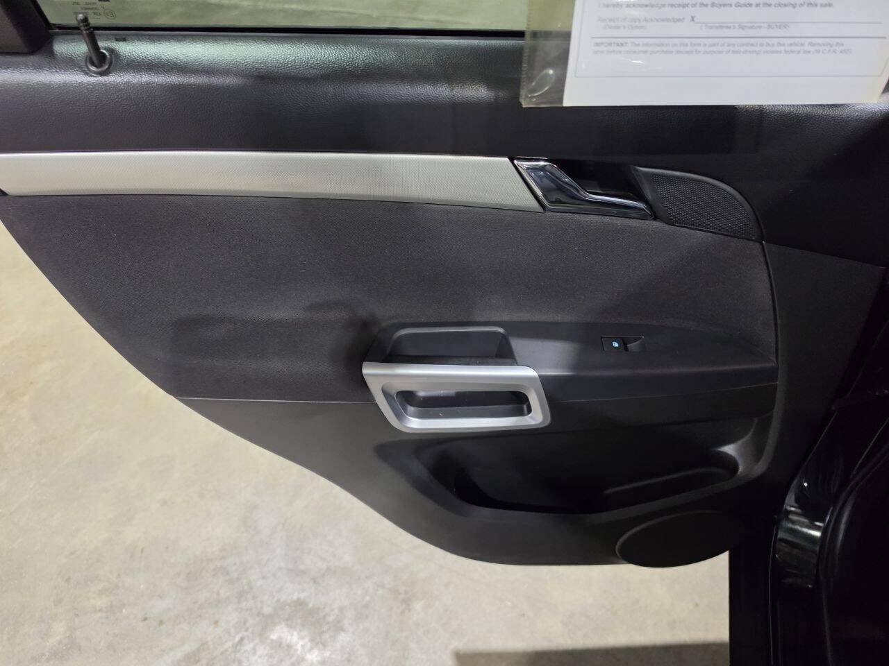Used 2012 Chevrolet Captiva Sport LS FWD image 24
