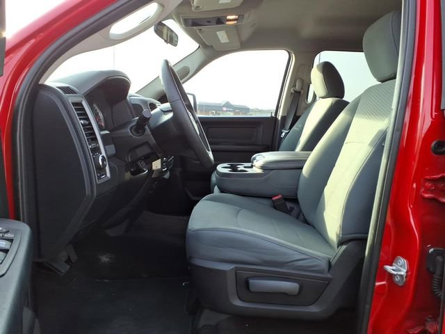 Used 2017 RAM 1500 Express AWD/4WD image 13