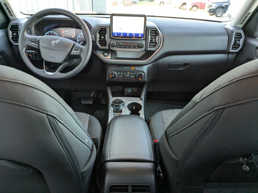 Used 2022 Ford Bronco Sport Big Bend w/ Convenience Package AWD/4WD image 2