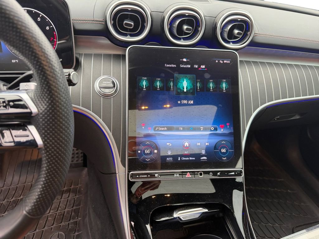 Used 2023 Mercedes-Benz C 300 Sedan image 11