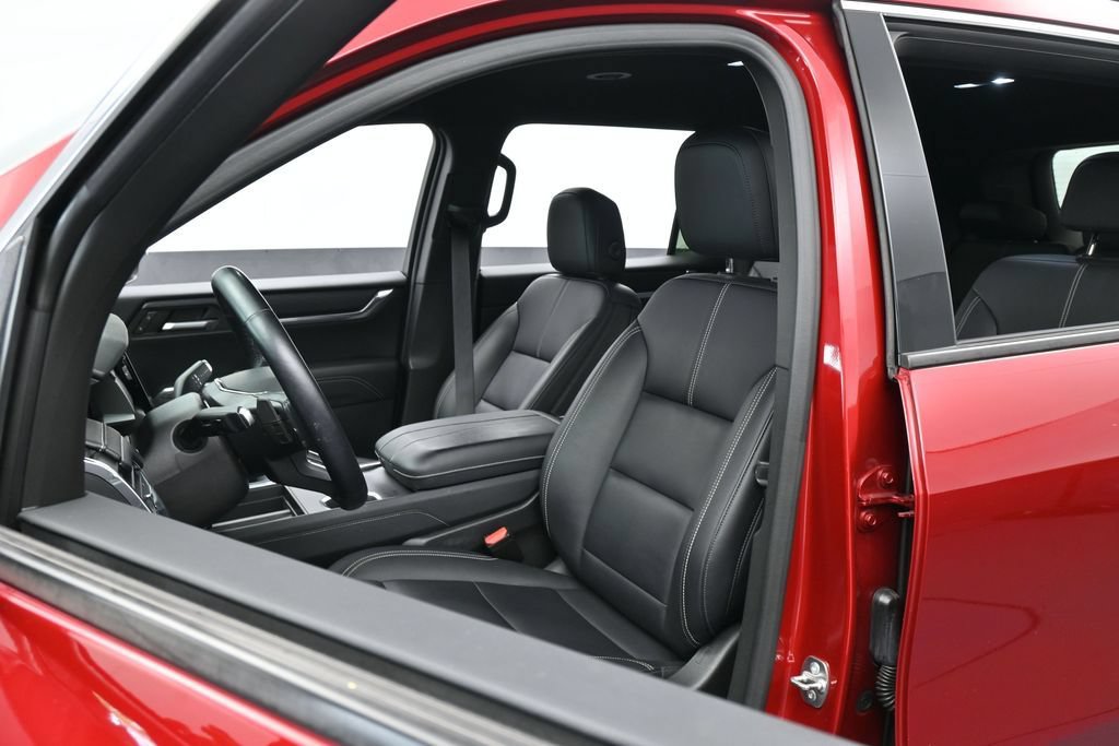 Used 2024 GMC Acadia Elevation w/ Luxury Package FWD image 10