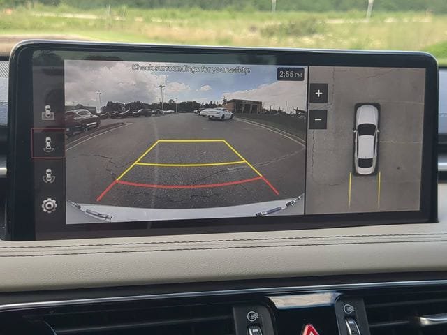 Used 2023 Genesis G70 2.0T w/ Sport Prestige Package RWD image 19