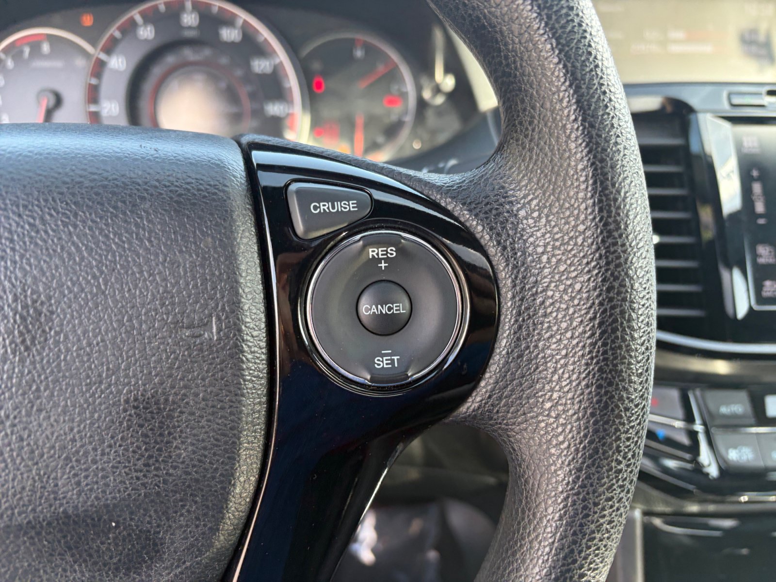 Used 2017 Honda Accord EX image 15