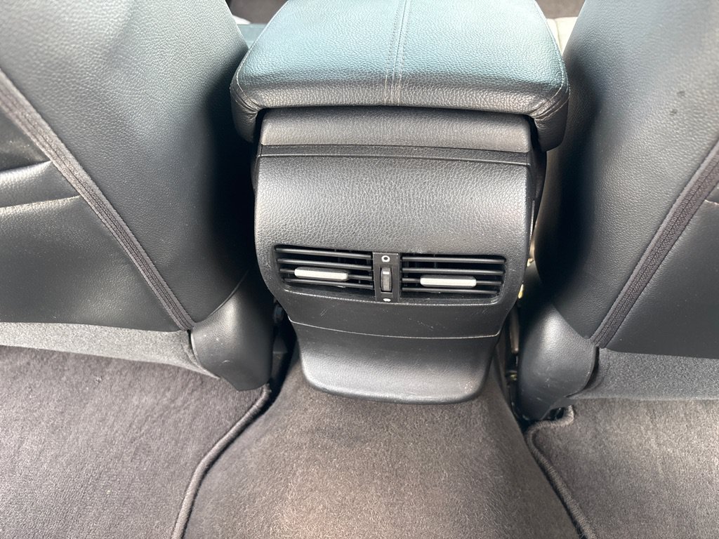 Used 2011 Honda Crosstour EX-L image 32