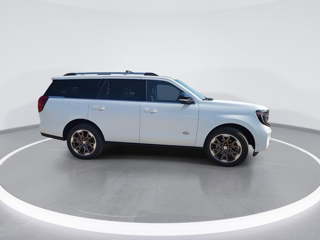 New 2025 Ford Expedition King Ranch AWD/4WD image 9