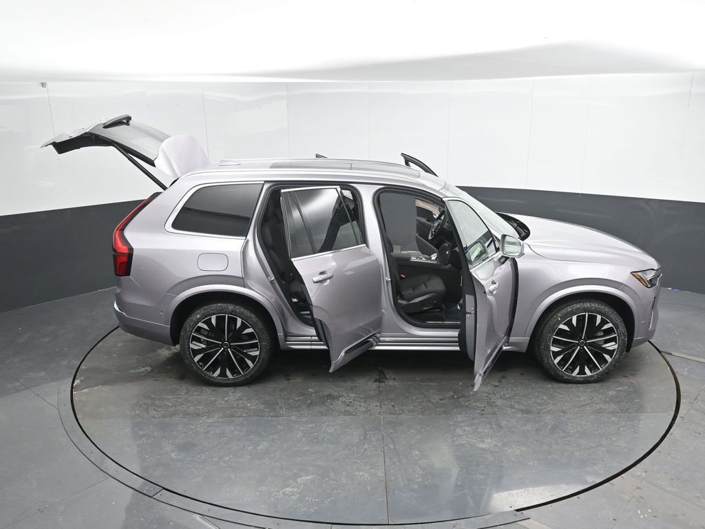 New 2026 Volvo XC90 B5 Plus image 46