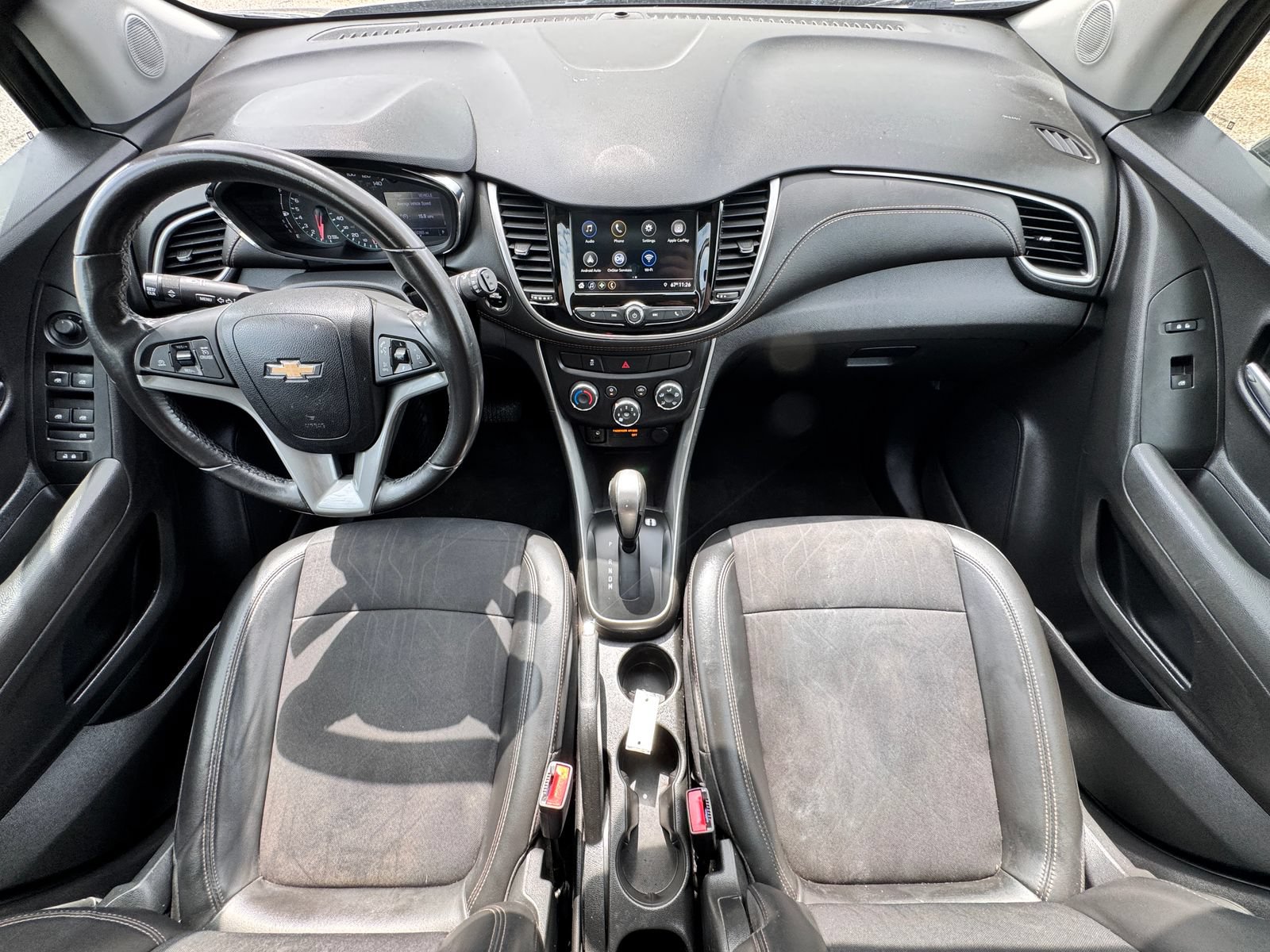 Used 2019 Chevrolet Trax LT w/ LT Convenience Package FWD image 12