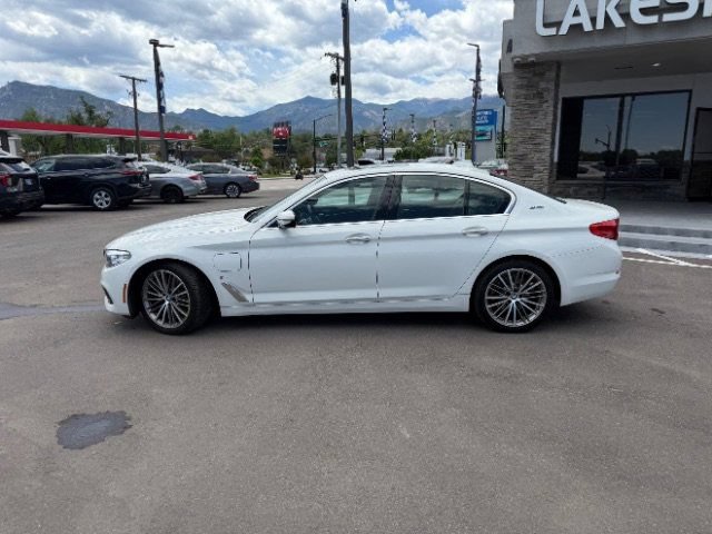 Used 2018 BMW 530e xDrive AWD/4WD image 4