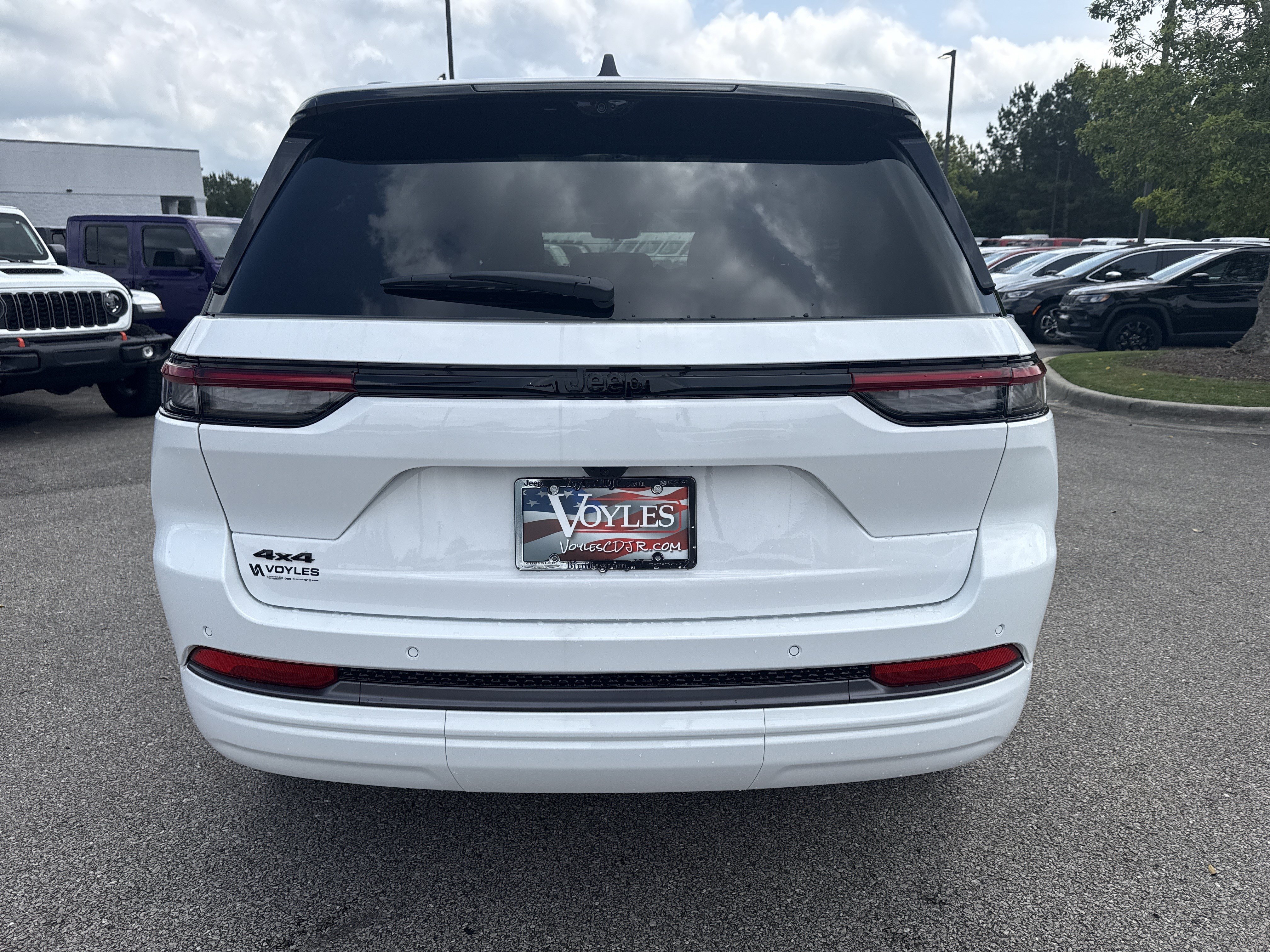 New 2026 Jeep Grand Cherokee Limited AWD/4WD image 6