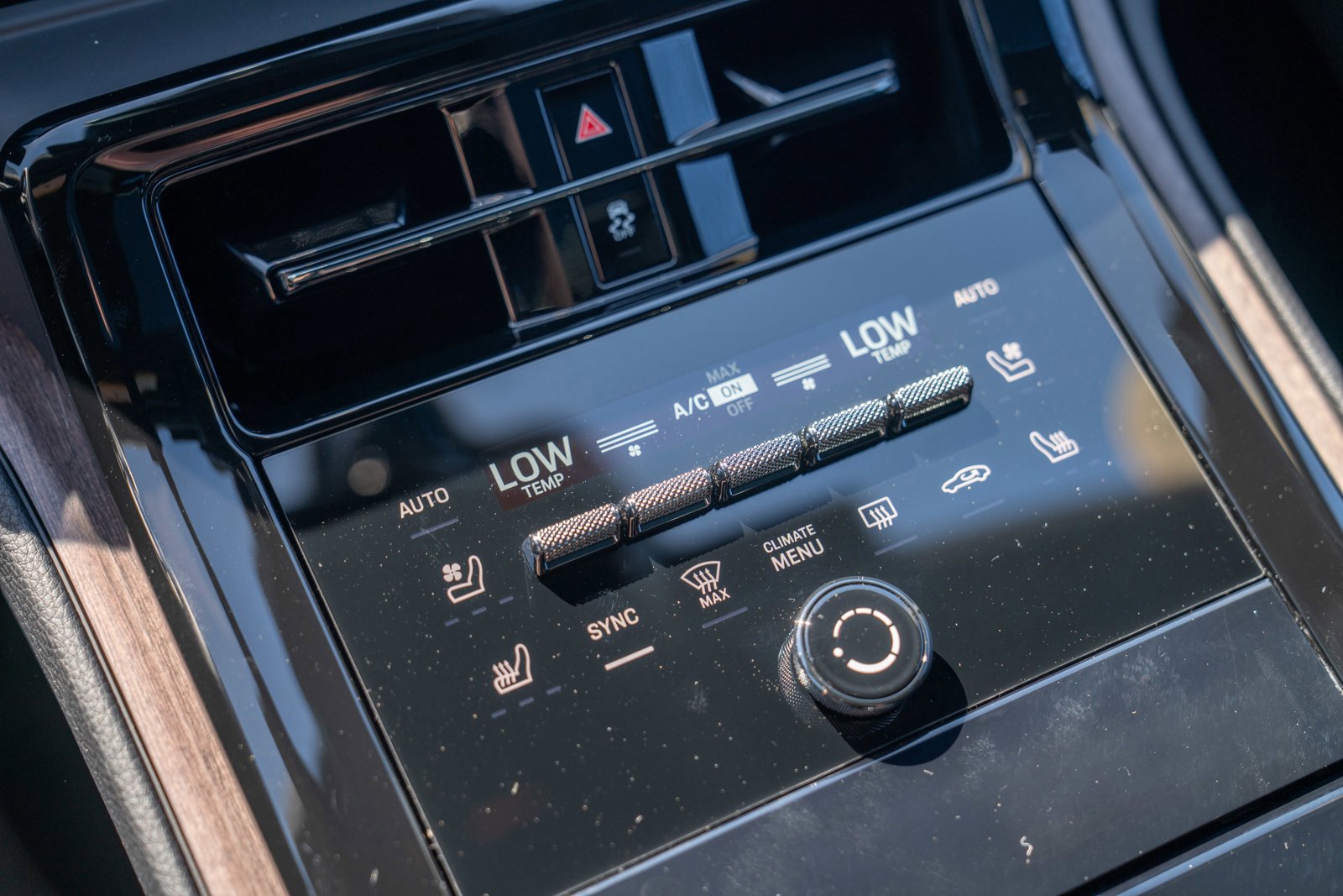 Certified 2025 Porsche Panamera 4 AWD/4WD image 19