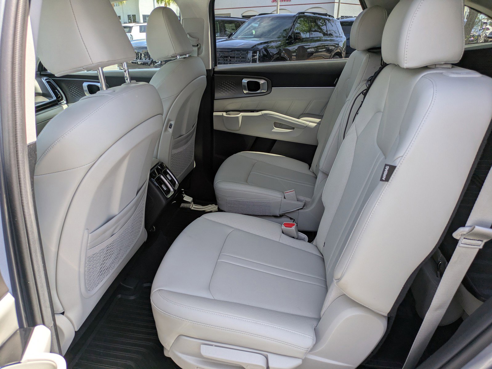 Certified 2025 Kia Sorento SX image 12