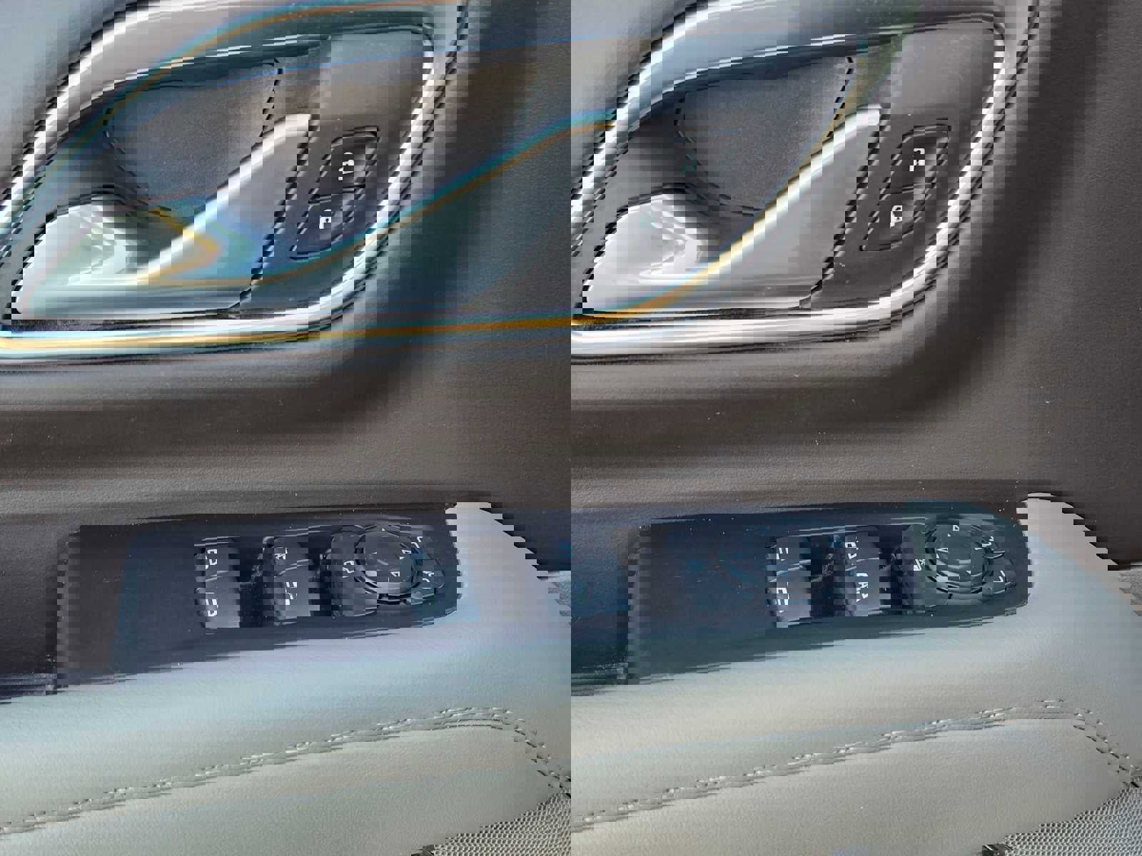 Used 2022 GMC Yukon SLE w/ Max Trailering Package image 24