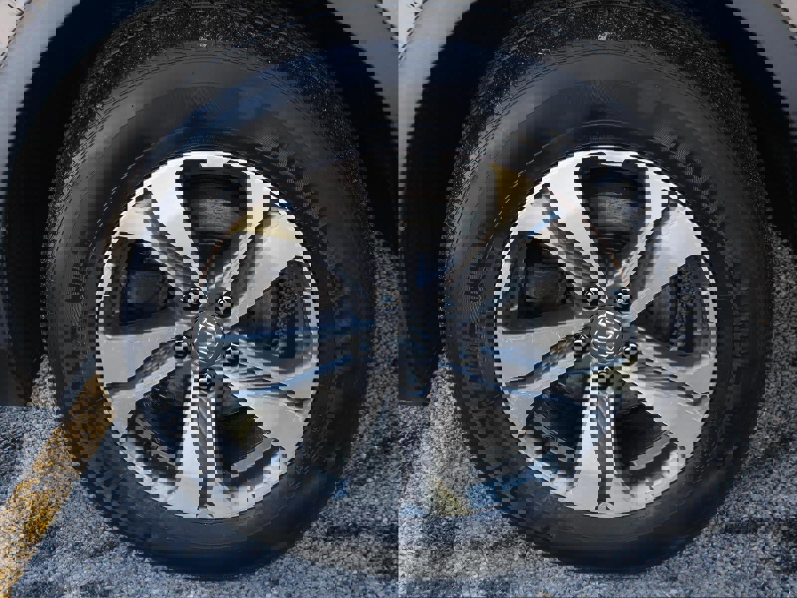 Used 2018 Honda CR-V LX image 15