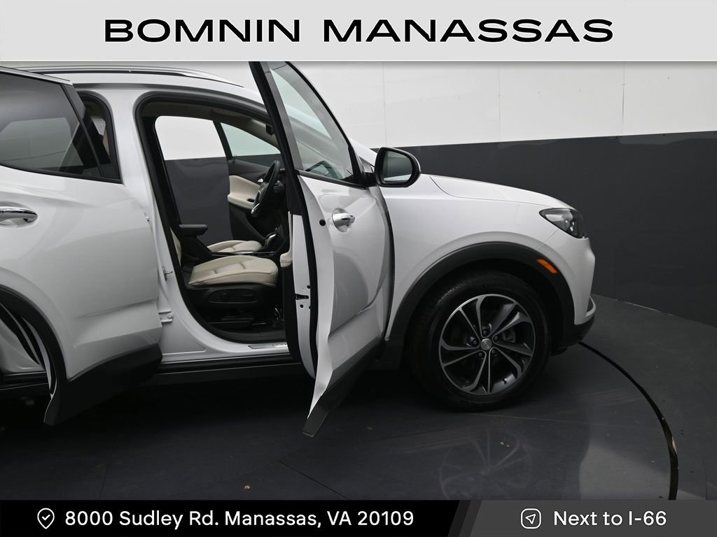 Used 2023 Buick Encore GX Essence w/ Advanced Technology Package FWD image 9