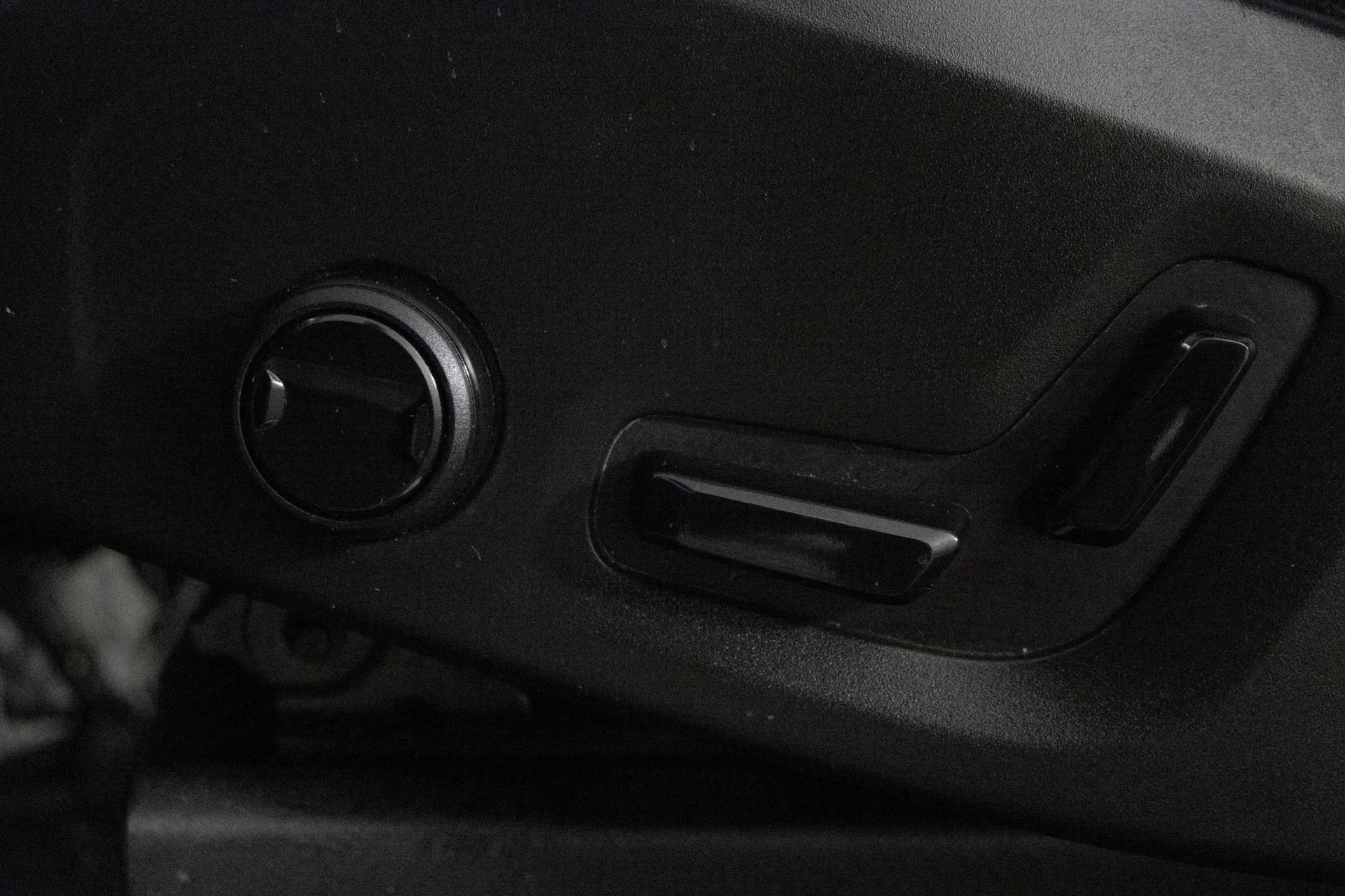 Used 2021 Volvo XC90 T6 Momentum w/ Protection Package image 19